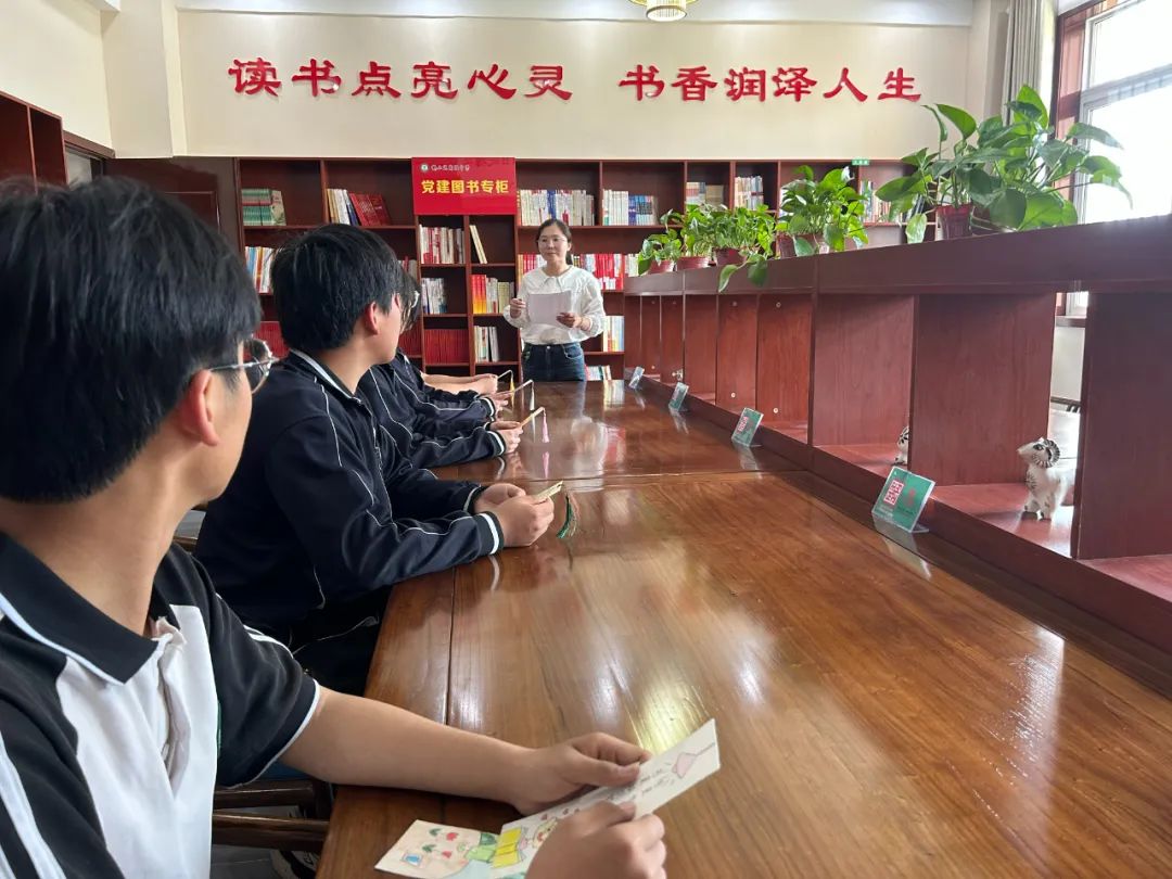 鹤壁市鹤山高中开展手绘“绿书签”活动