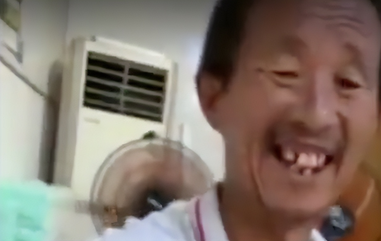 老年人看智能电视有多难,老年人使用智能电视的困境