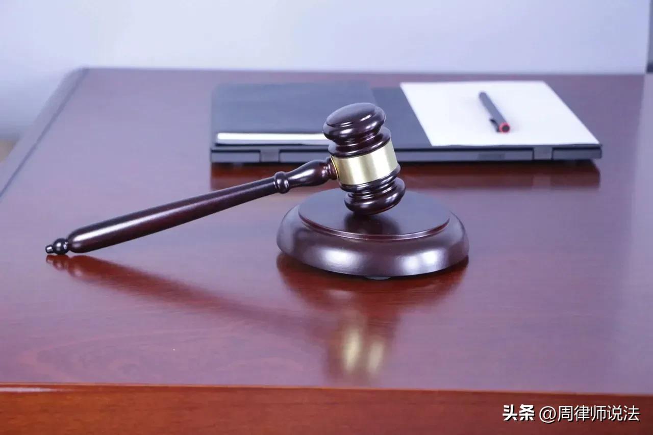 “要你狗命！”名贵犬咬人被砍，狗主人耍横，法院：不是正当防卫