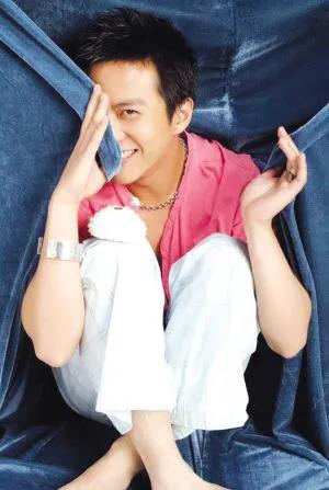 邓超背后不为人知的故事,邓超年轻的故事