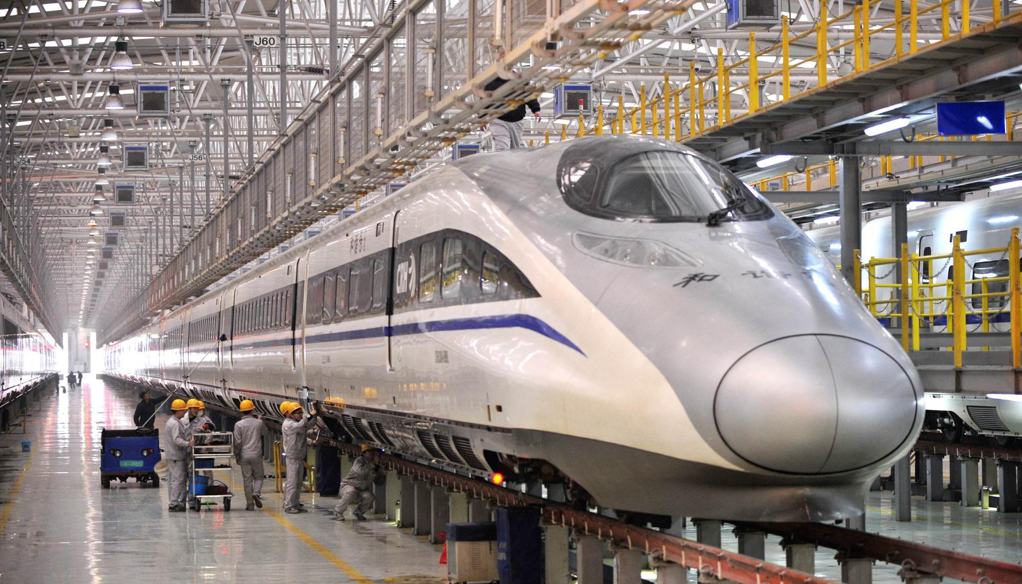 外国人体验中国地铁和高铁,外国人对中国高铁真实评价