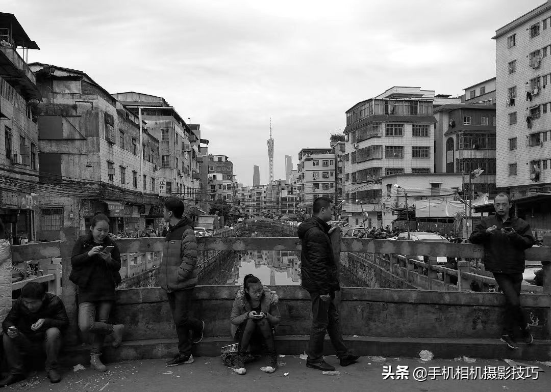 18组普通人拍出来的好照片：把不相关的东西拍到一起，效果很神奇