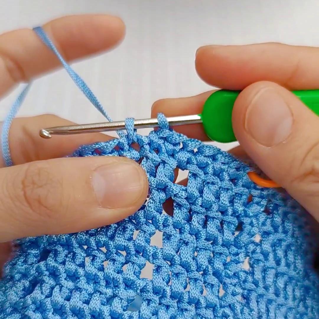 钩针米奇平面装饰帽子上视频教程,儿童帽子3-6岁米奇毛绒帽子