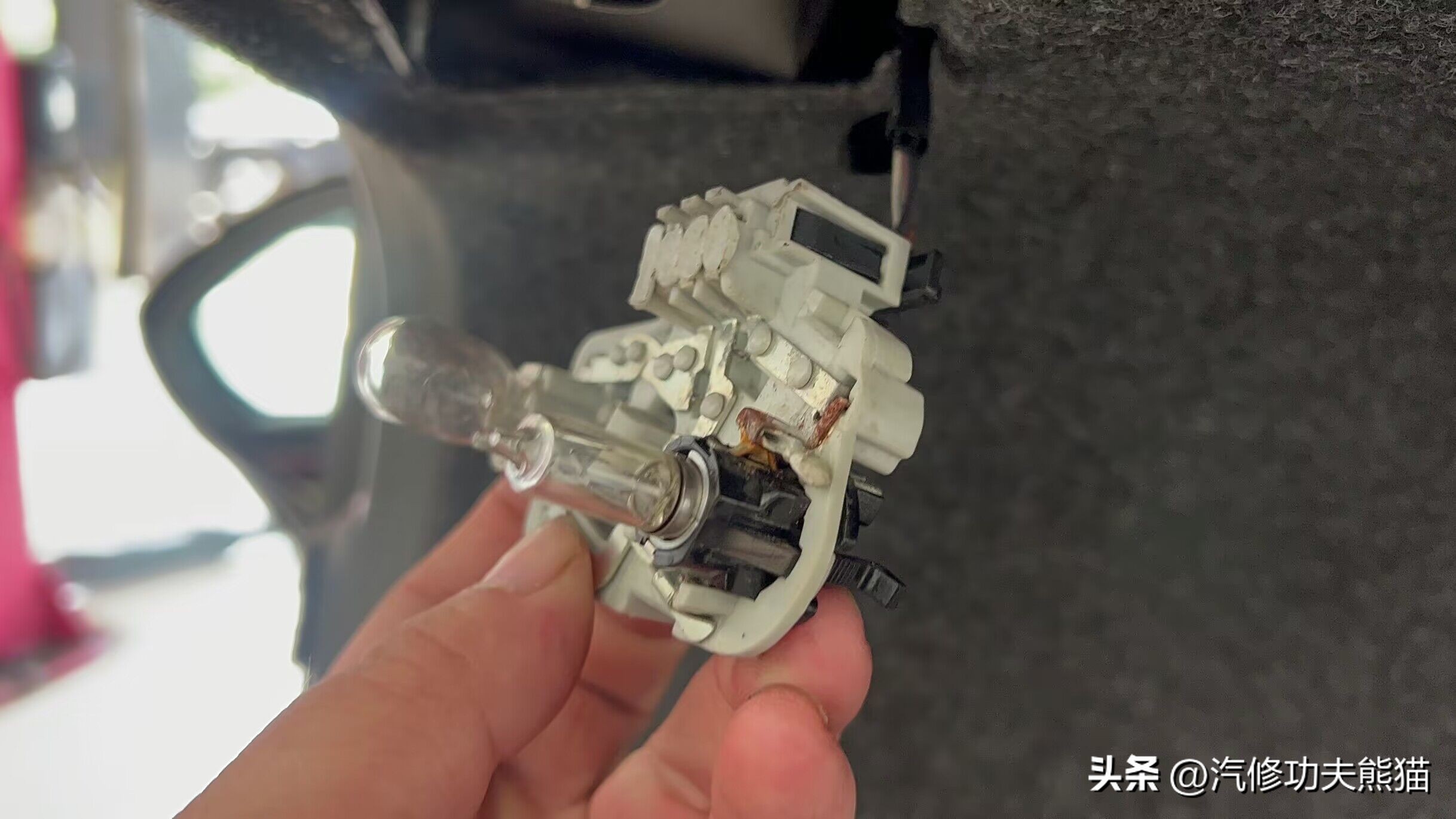 武汉小轿车烧机油处理办法,老款斯柯达烧机油解决方案