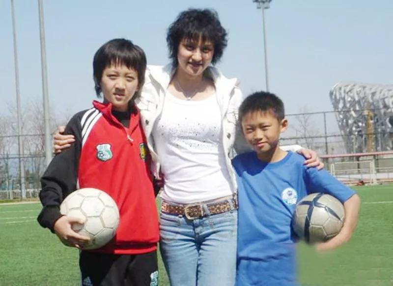 奥运会女子冠军王军霞夺冠,奥运女乒冠军王楠