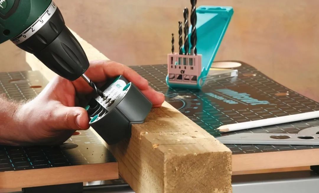 去国外做建筑工靠谱吗,出国做建筑木工靠谱吗