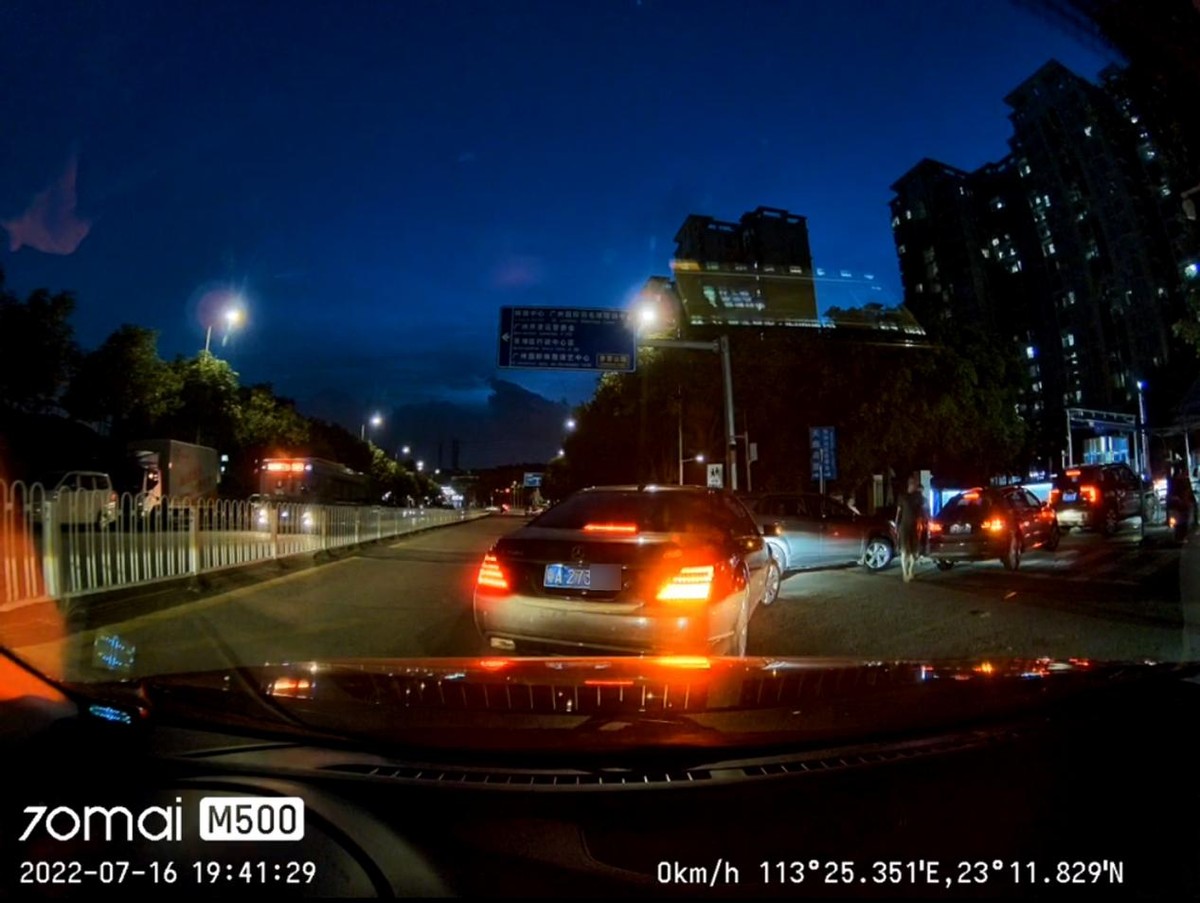 停车监控4g摄像头,70迈m500停车监控有必要装吗