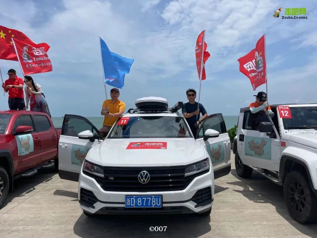 他16岁白手起家,立下十一个“亿”的目标,50岁已走过世界120国