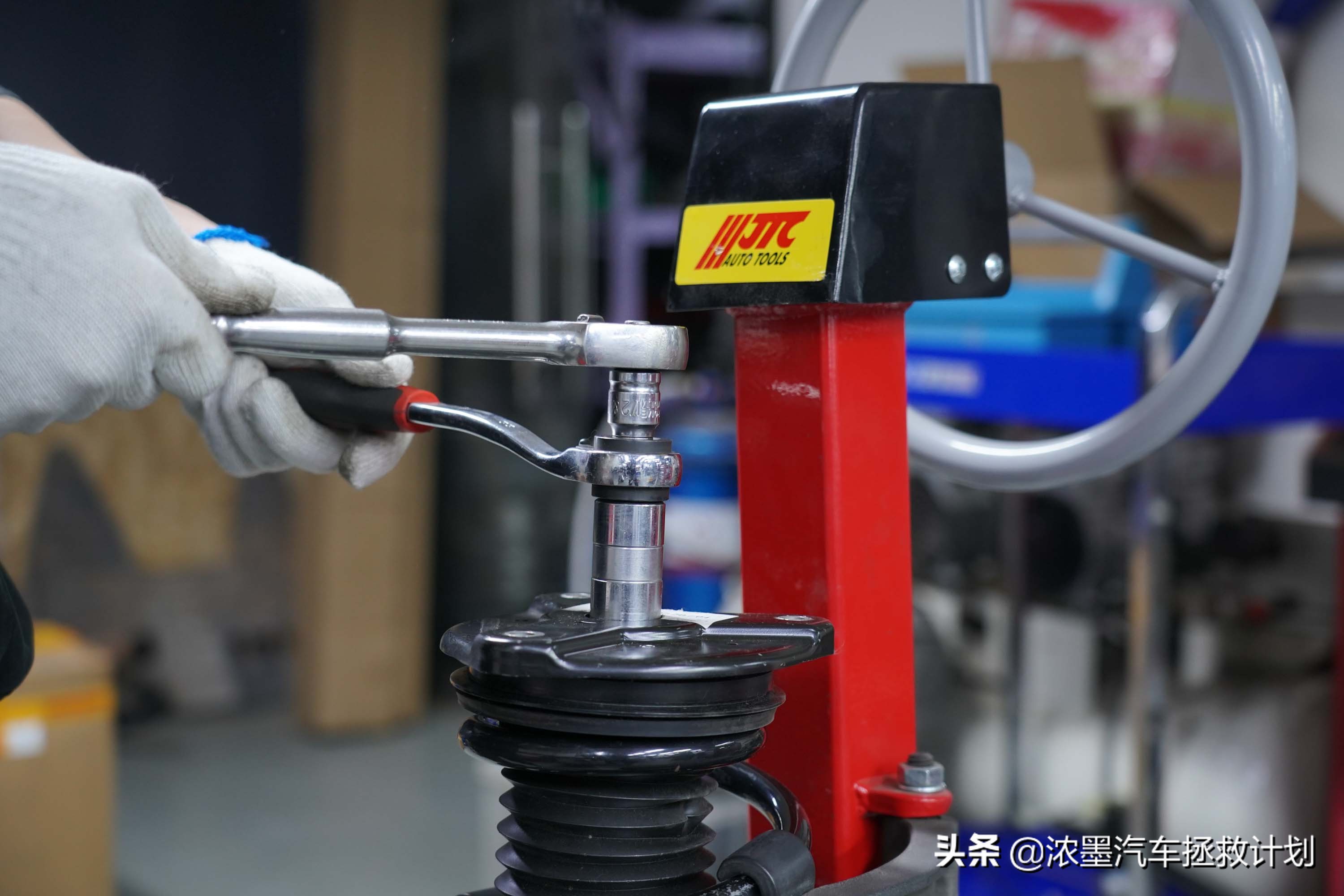 奔驰唯雅诺翻新全过程,奔驰唯雅诺翻新升级价格