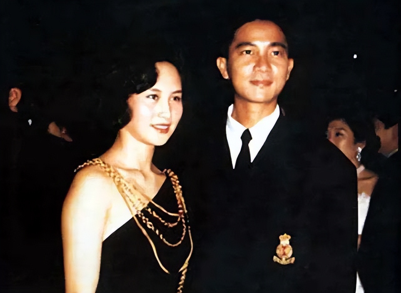 何超琼陈百强往事,吴小莉陈百强何超琼往事