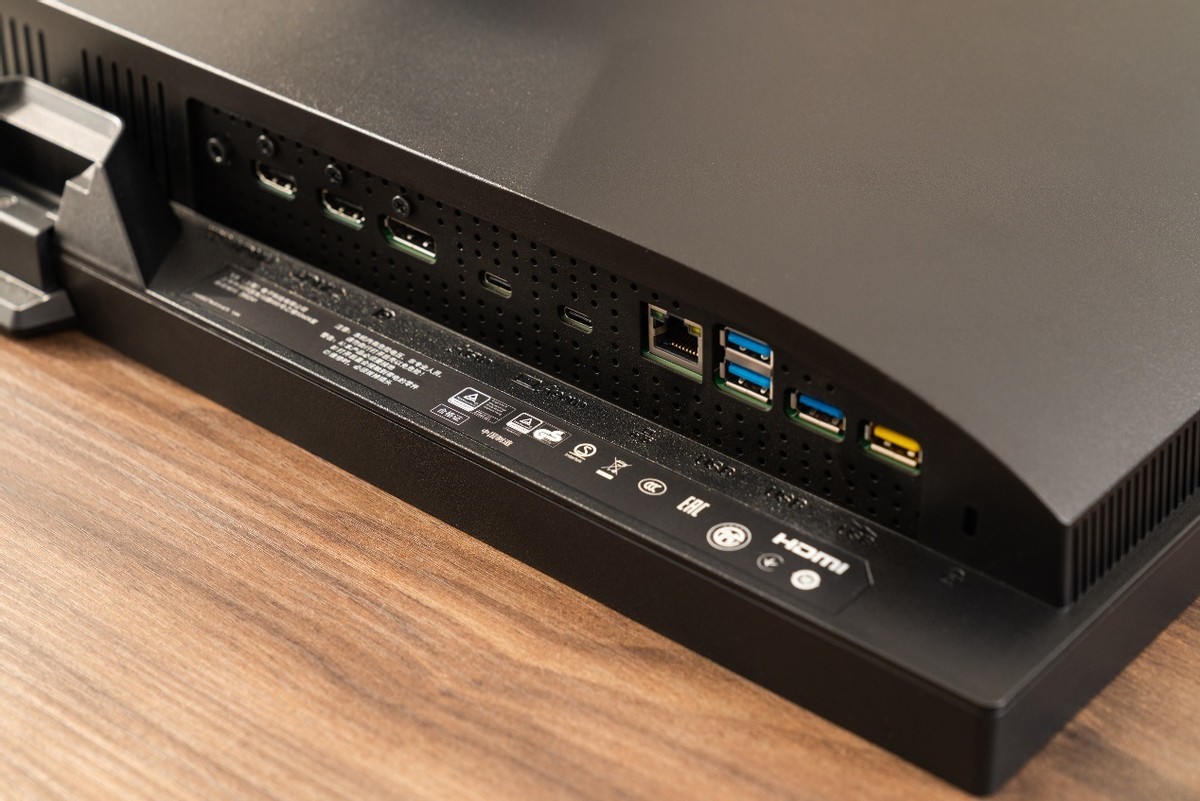 27寸飞利浦显示器测评,量子点LEDMINILED对比