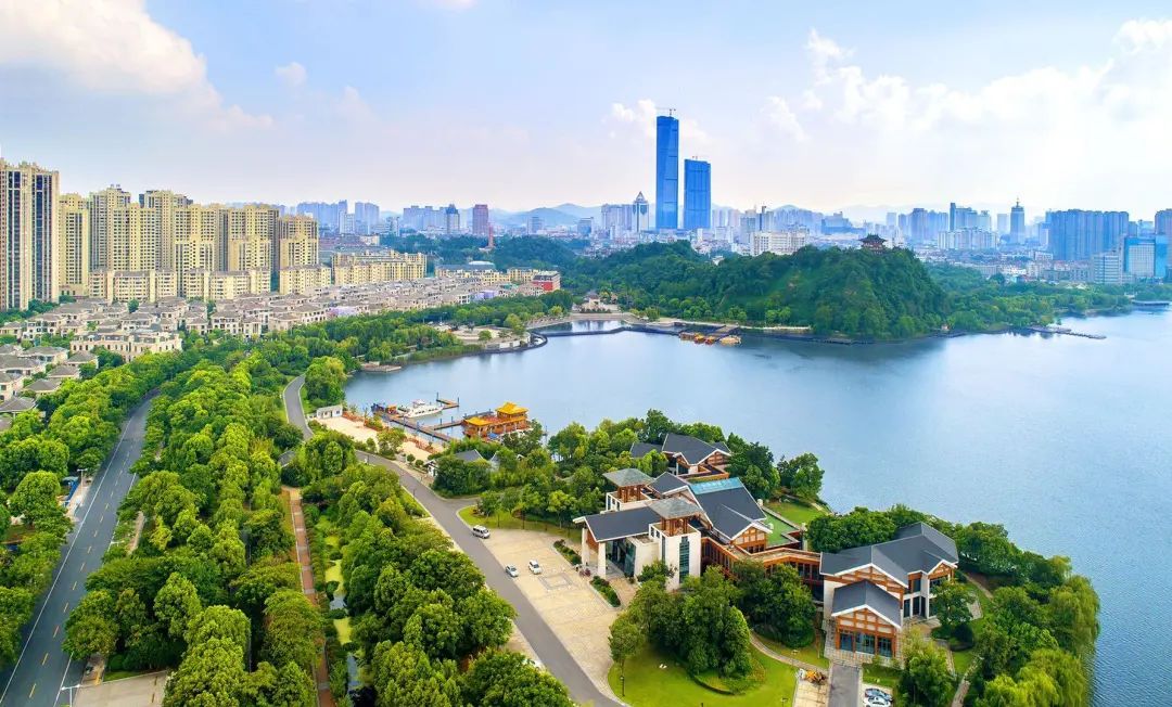 如何评价镇江这座城市,镇江这个城市的文化底蕴怎么样