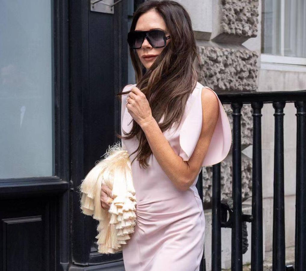 贝嫂经典穿搭,46岁贝嫂美照