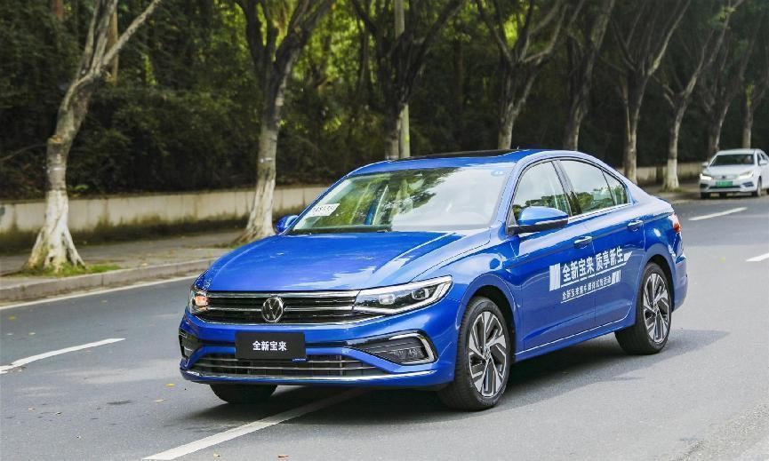 一汽宝来传奇试驾,一汽大众宝来传奇手动领先型