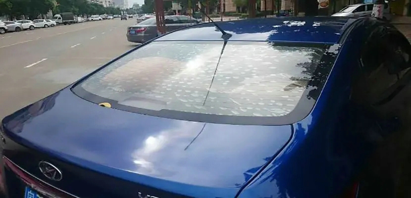 汽车贴膜起泡了怎么办这里有妙招,汽车贴膜后边缘起泡怎么办