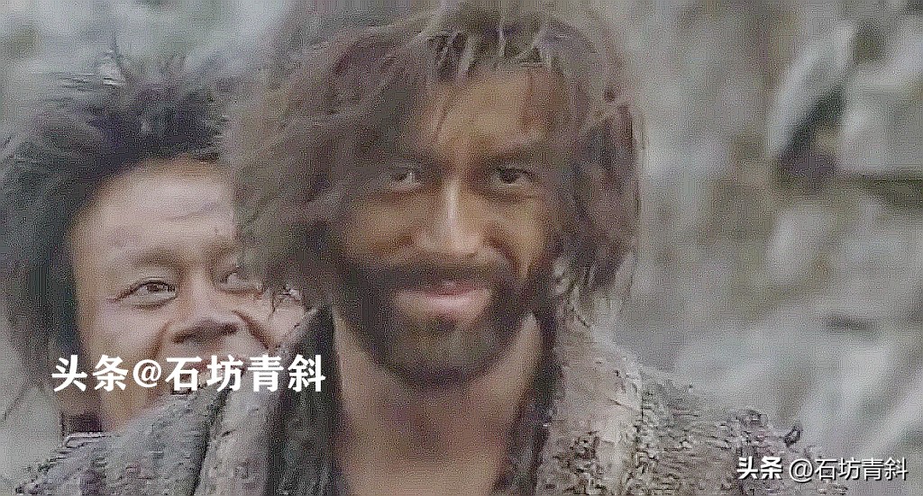 连续43次上杂志封面，欠数亿债务，靠礼券维生，娶小15岁妻子