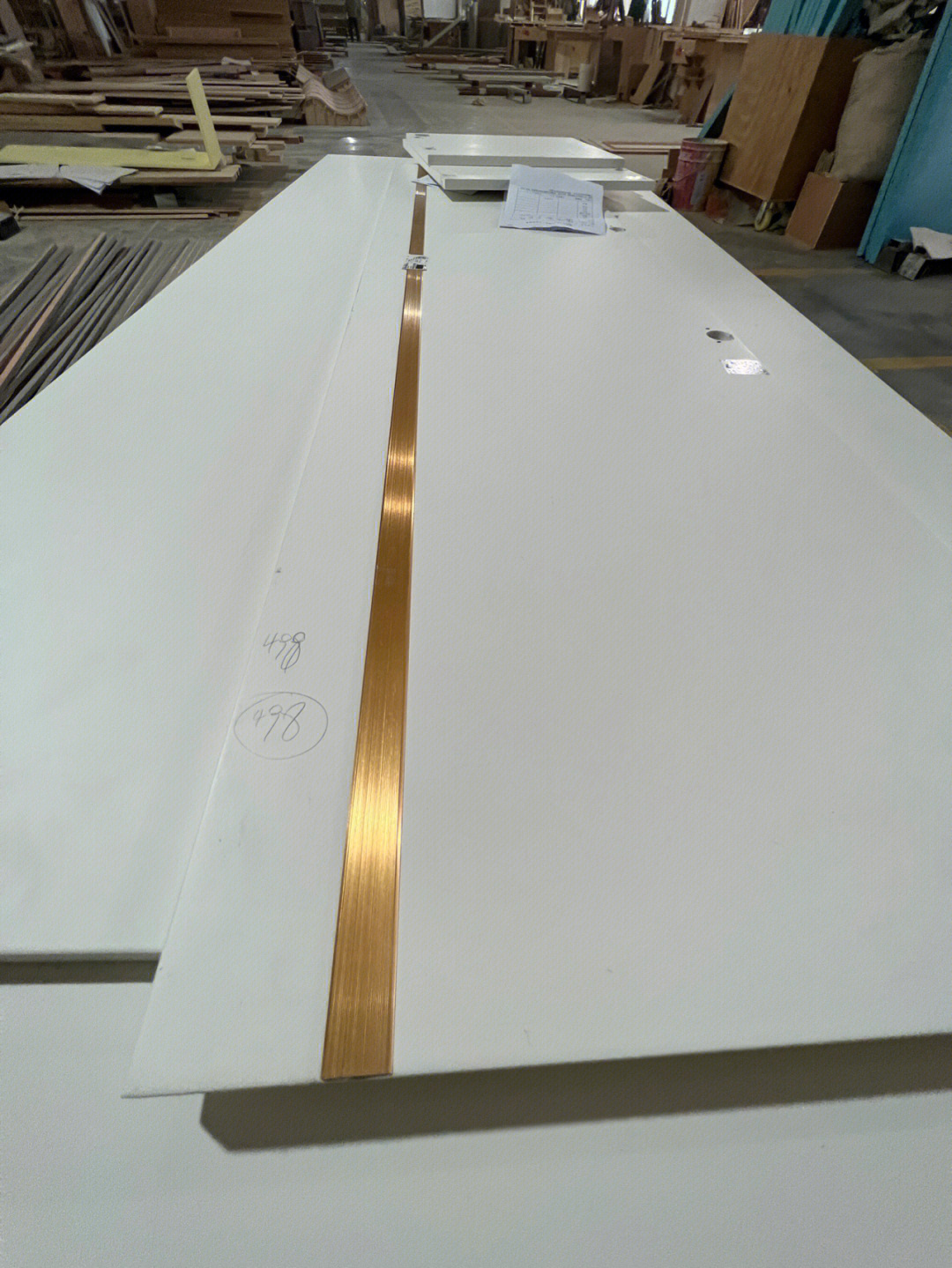 全屋定制比木工做柜子贵多少钱,木工打柜子和全屋定制有啥区别