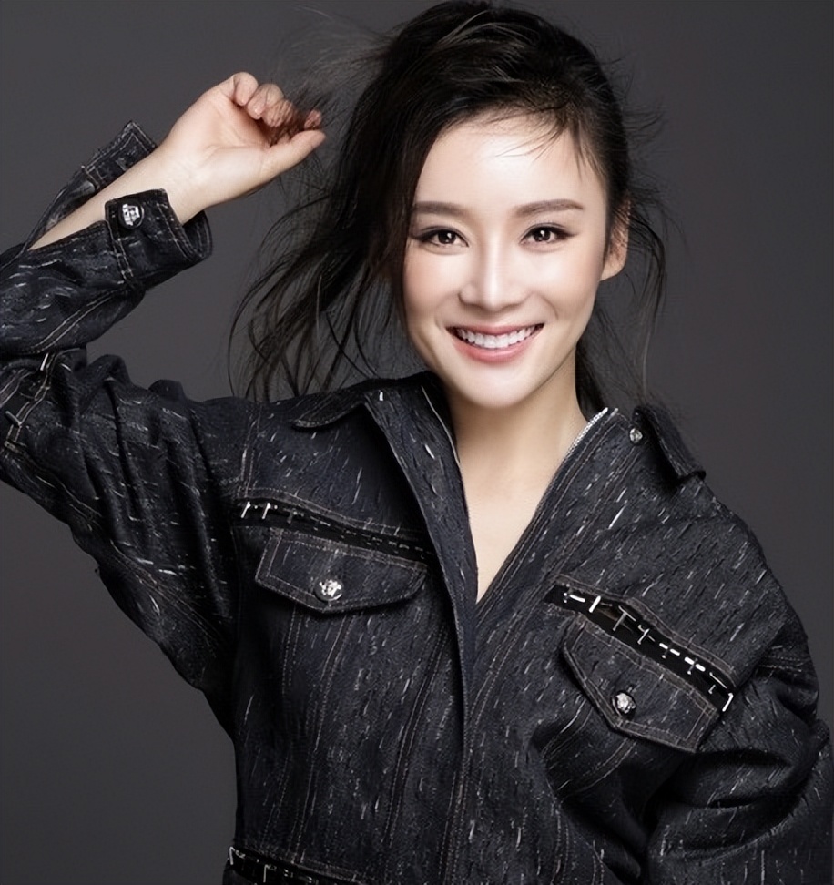 袁姗姗被黑得有多惨,袁姗姗是哪一年被全网黑