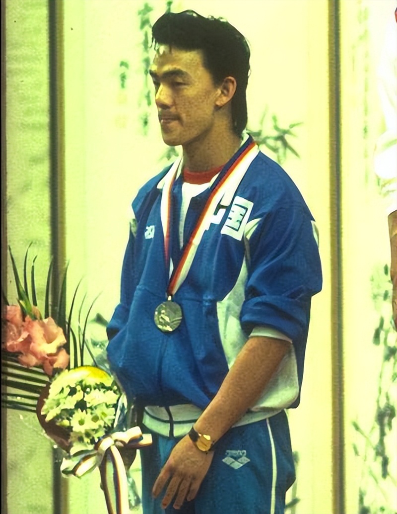 悲情“跳板王子”谭良德：3次奥运会3枚银牌，婚后人生也动荡坎坷