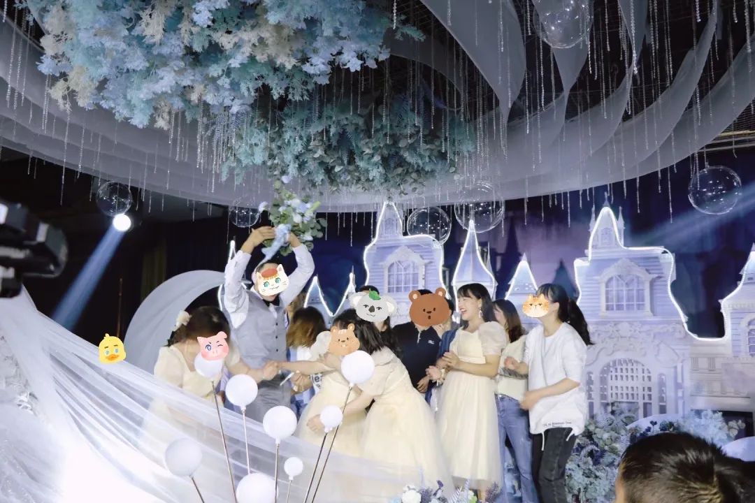 澶╃敓濂界毊鎺ㄨ崘,澶╃敓鐨偆濂界殑缇庡コ