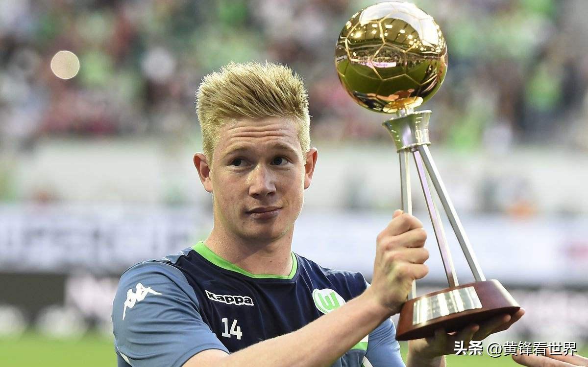 世界足球收入最多的球员排名2015,世界十大足球运动员收入