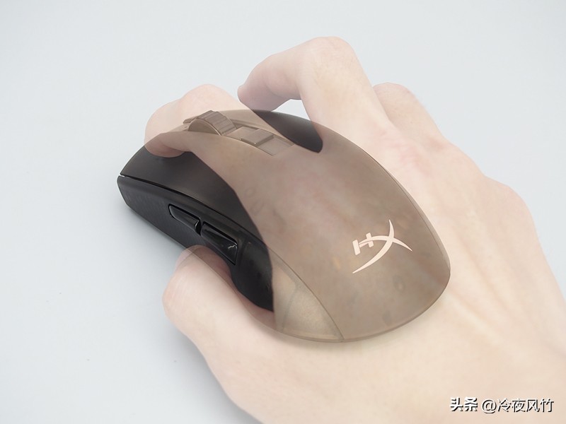 2022公认手感最好的无线游戏鼠标,极度未知旋火鼠标测评