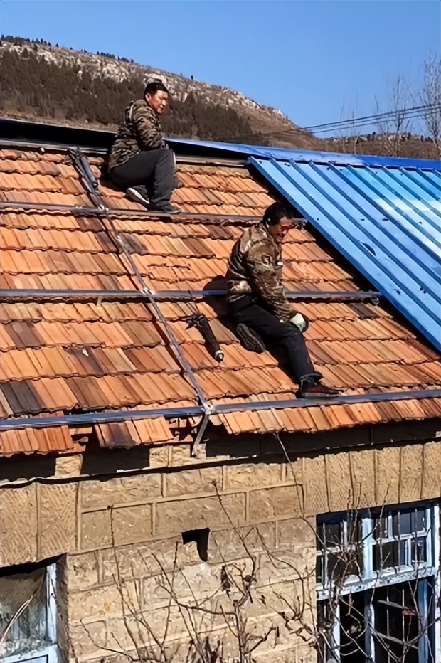 旧屋顶翻新需要审批吗,农村老房子房顶翻新违法吗