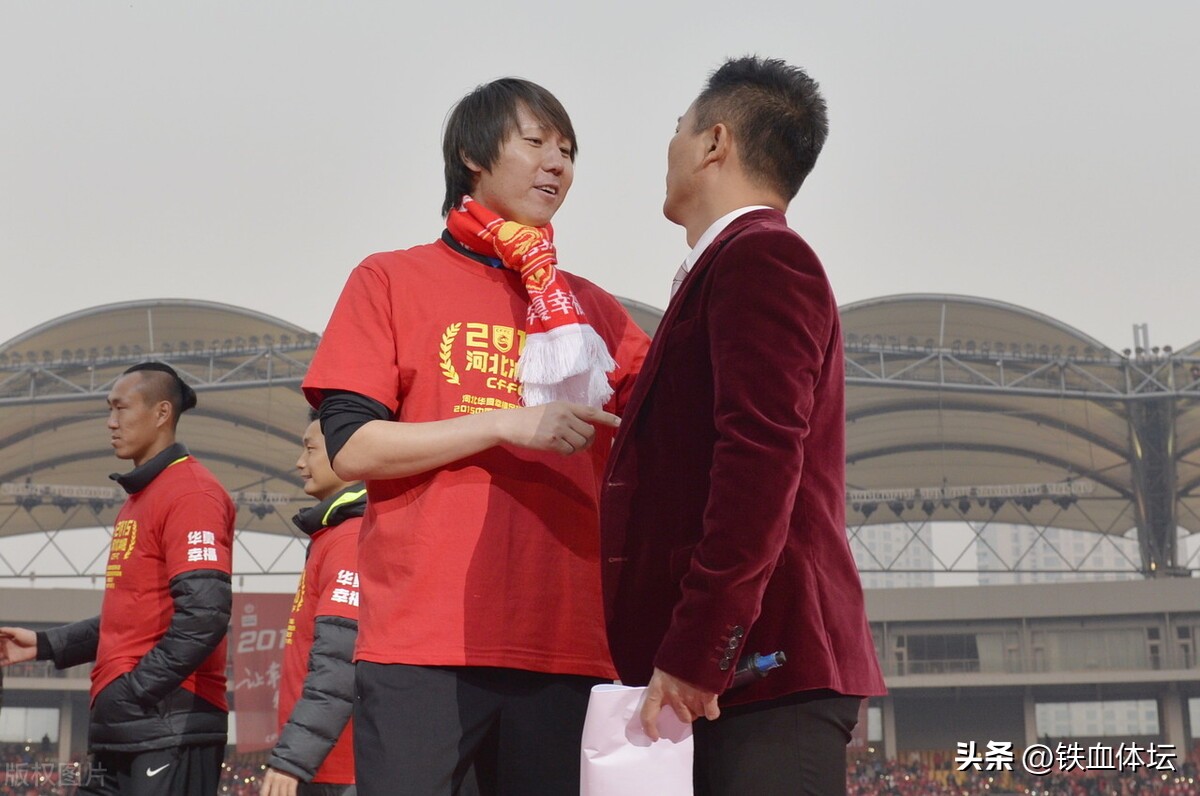 足球讲解员黄健翔评论李铁,黄健翔谈李铁四十年来最差主教练