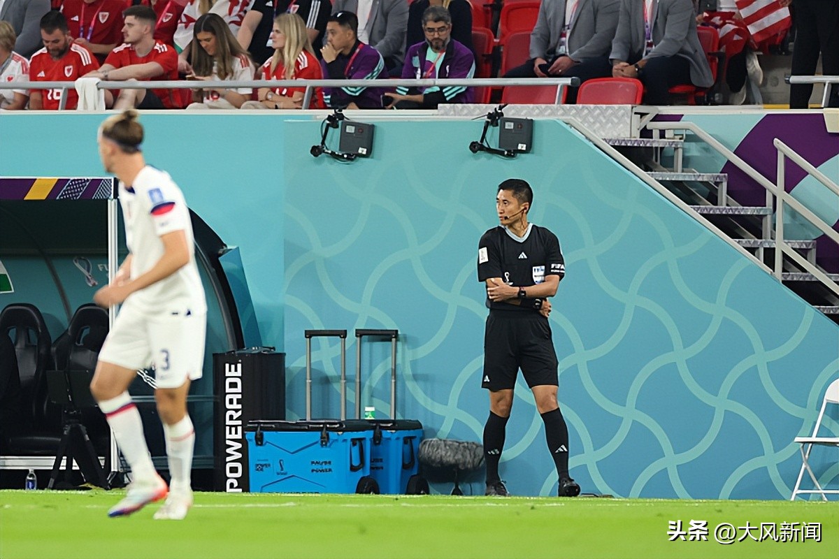 马宁最受争议的三场比赛,马宁判罚原因过于槽点引争议