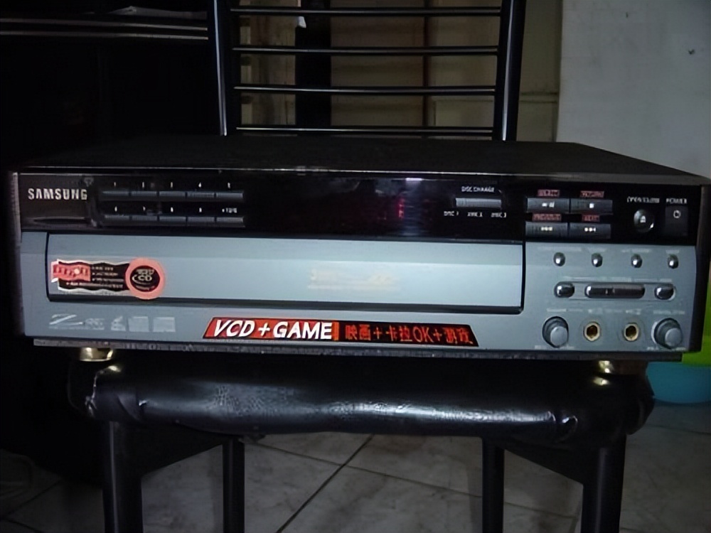 黄章创业经历,黄章16岁