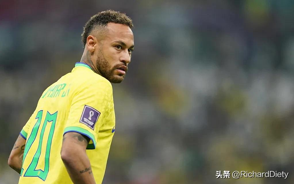 深度｜内马尔的伤缺或将反而彻底释放巴西进攻天团的天赋