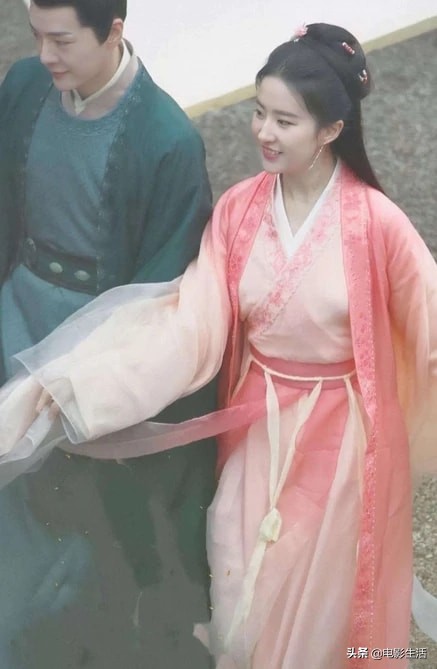 刘亦菲梦华录造型斜刘海,刘亦菲的梦华录怎么样