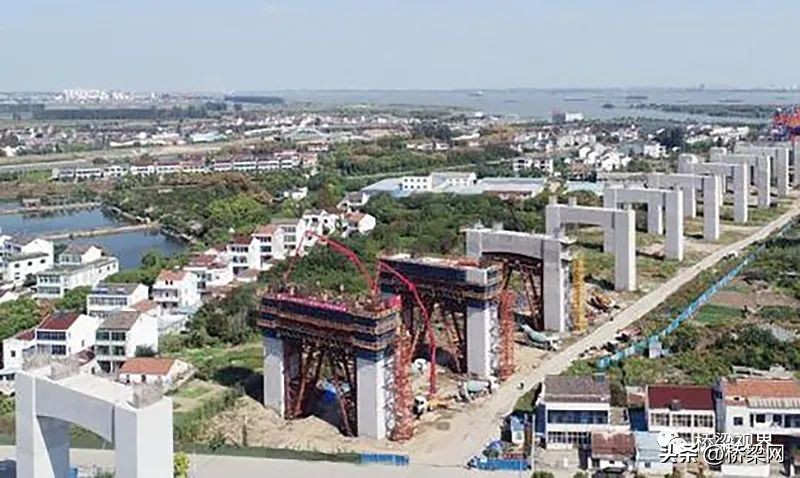 桥梁大事：黄茅海首个整幅式TY型桥墩完工、桐梓隧道右幅贯通