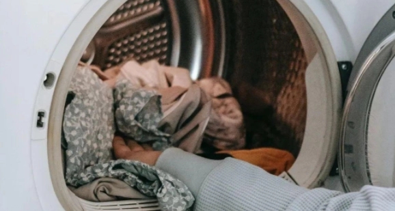 衣服为什么不可反过来晒,衣服怎么晒才正确的