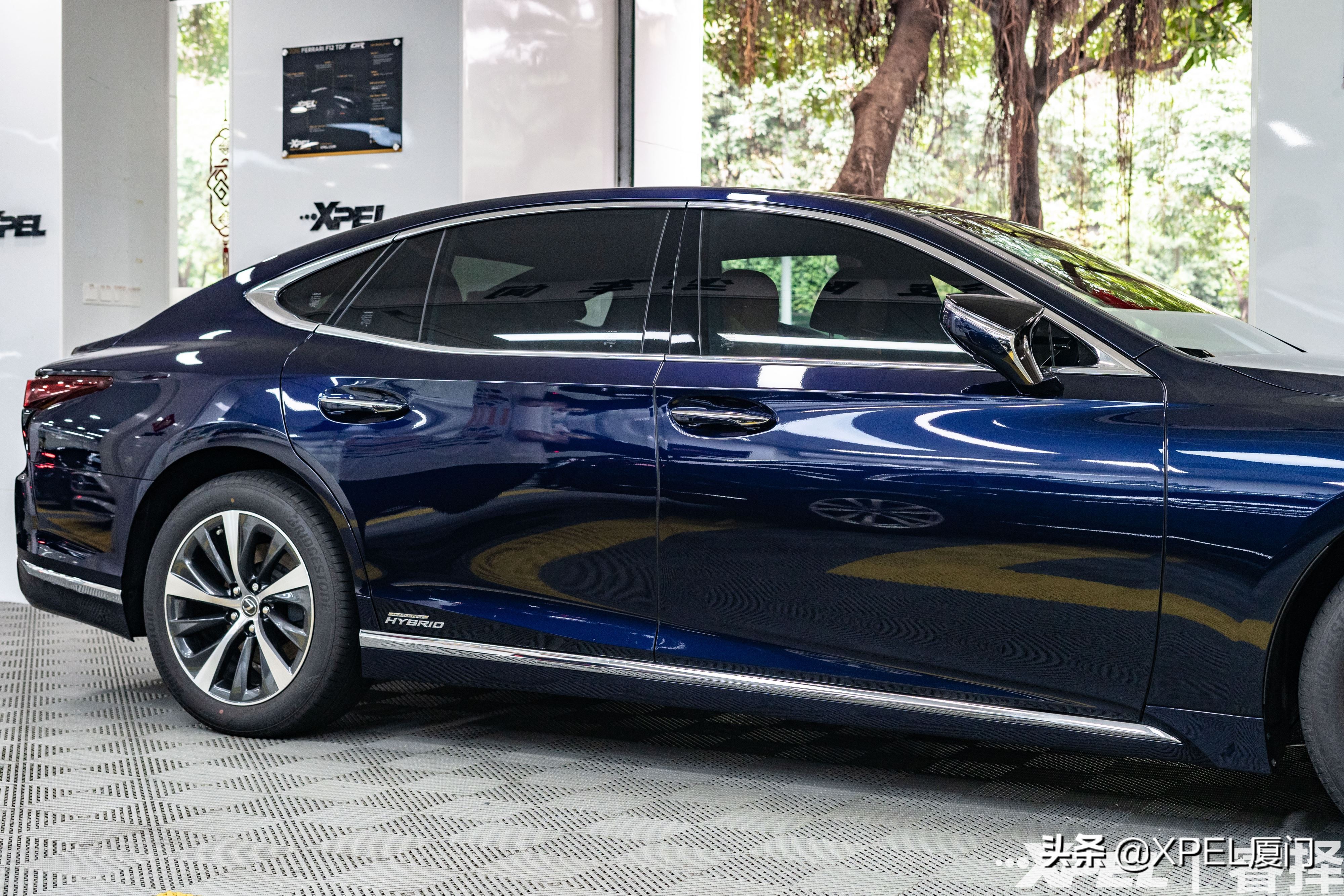 隐形车衣是用胶贴还是水贴,厦门xpel新车需要贴隐形车衣吗
