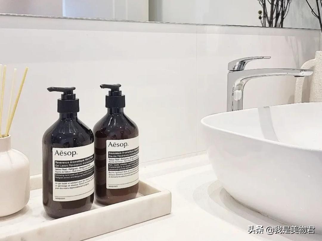 让人闻起来温柔的沐浴露,让沐浴露的香味散发出来