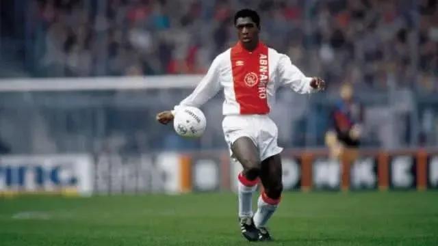 荷甲冠军阿贾克斯欧冠赛场,阿贾克斯获得荷甲冠军