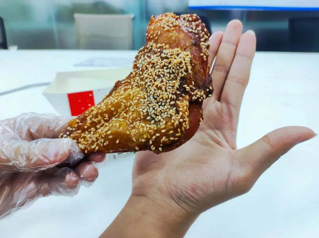 肯德基肉霸堡回归,肯德基肉堡