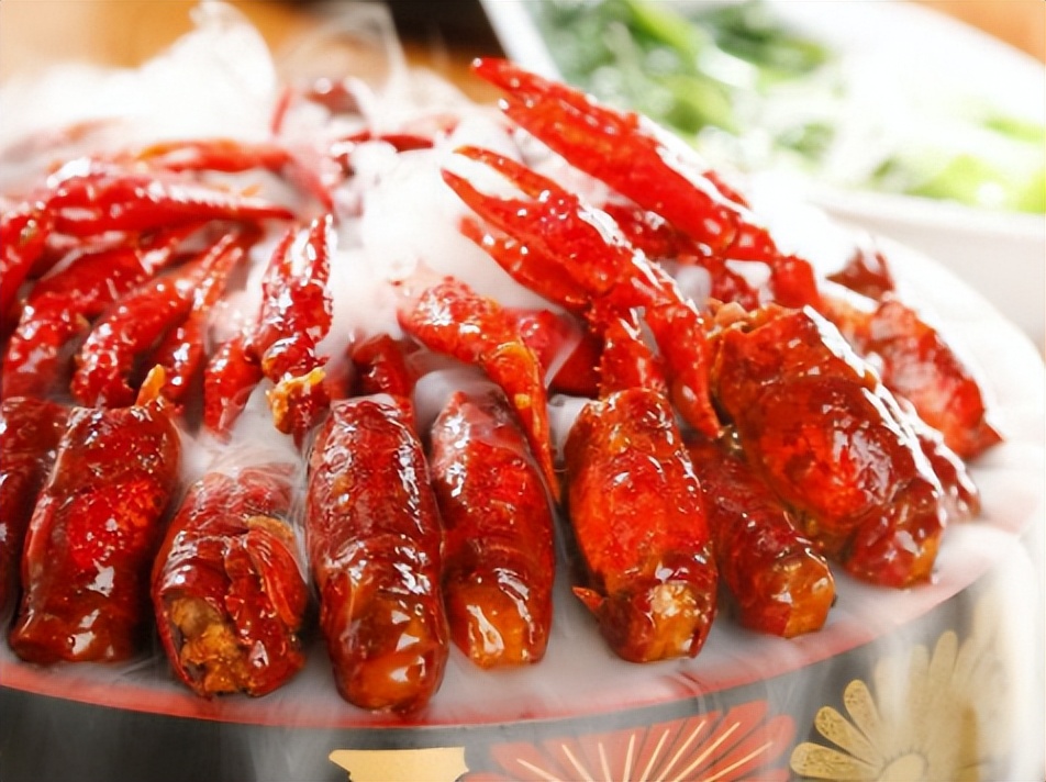 知名的小龙虾加盟店报价,小龙虾加盟店的发展趋势