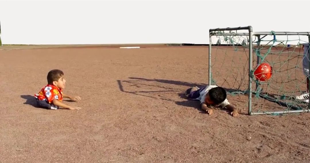 世界杯半身青年,世界杯开幕式半身少年