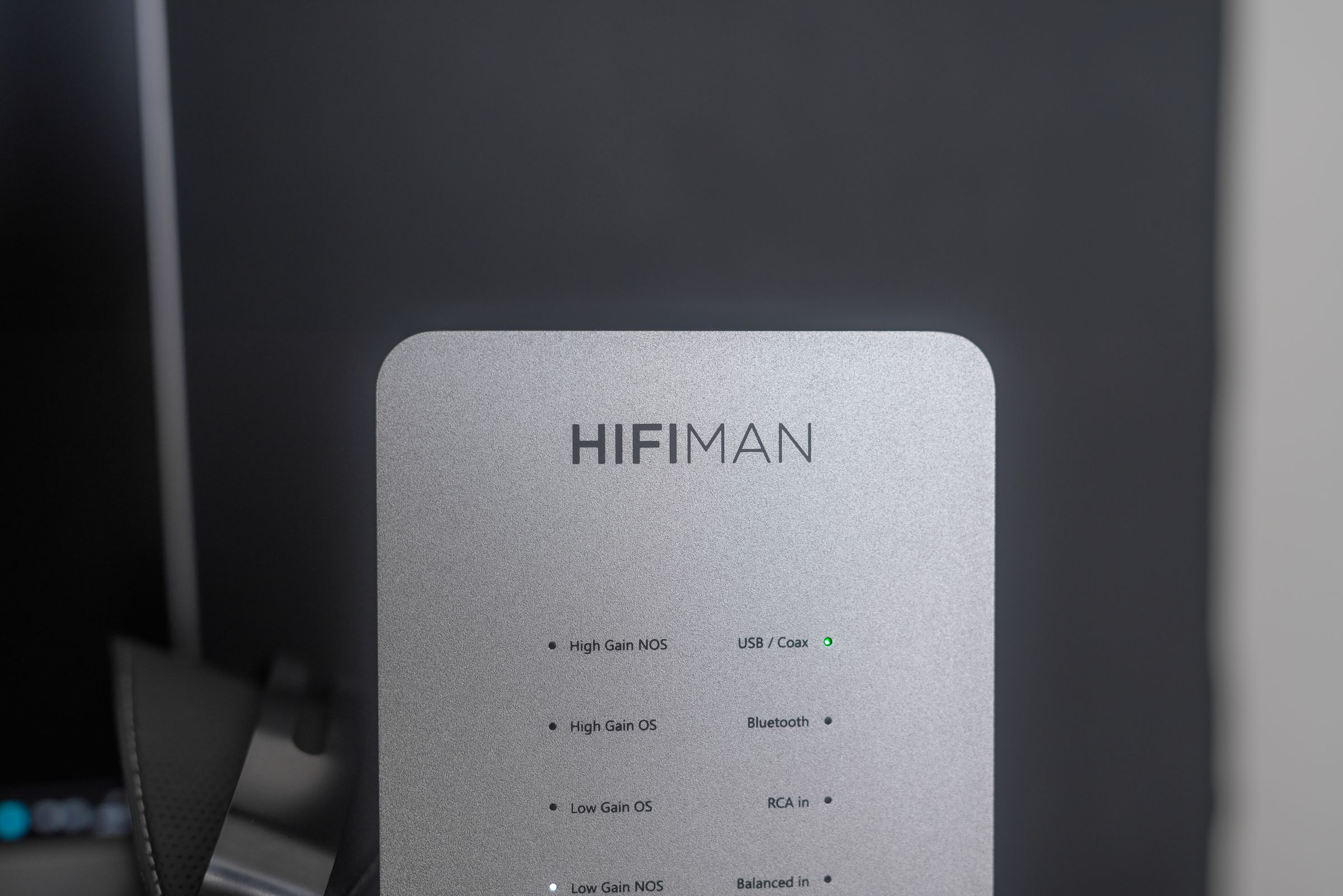 精悍如流星纯粹如清泉——简评HIFIMAN立式解码耳放一体机EF600