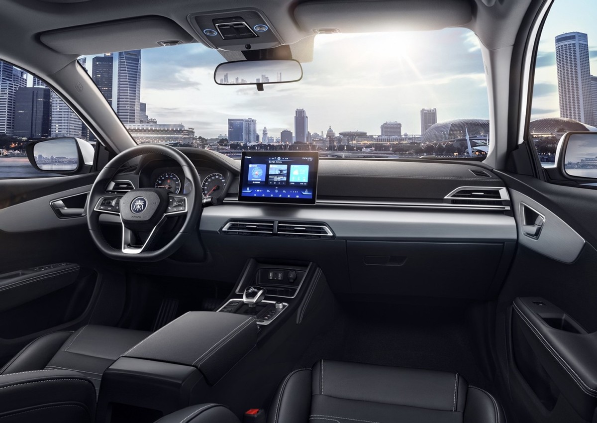 纯电动汽车测评比较好的车型推荐,上汽maxuseuniq5纯电动怎么样