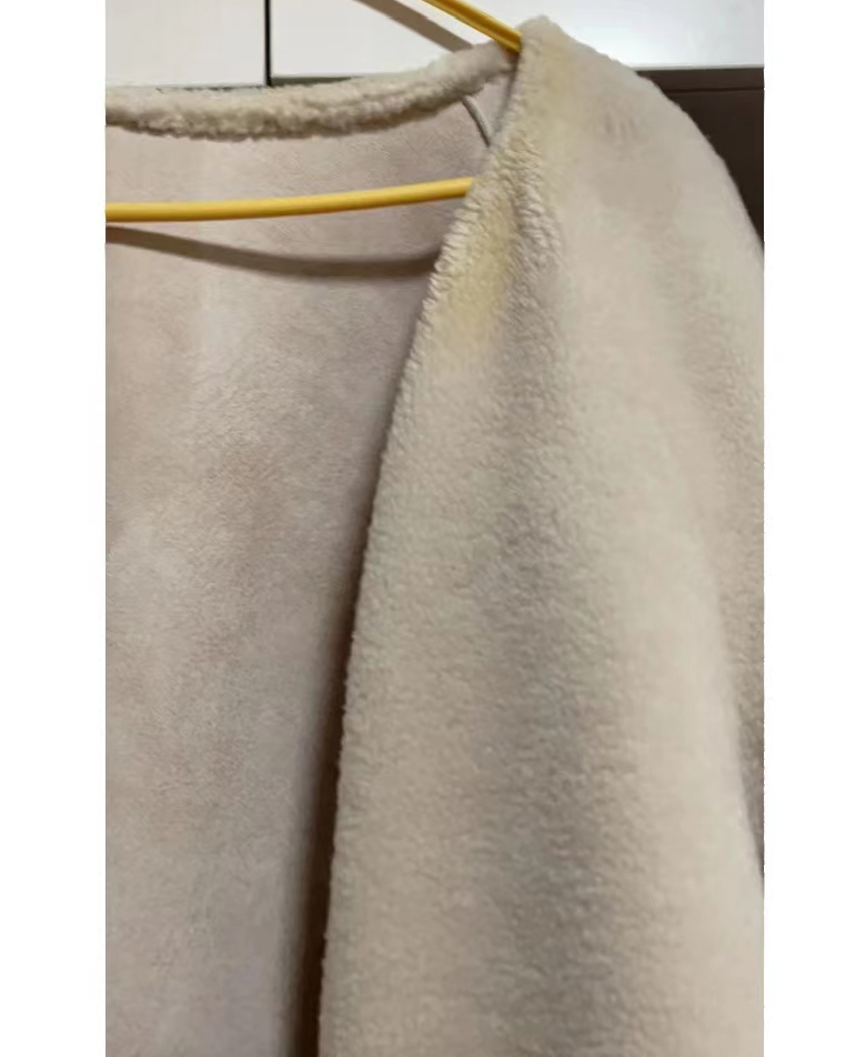 皮毛一体大衣发霉怎么洗,皮毛一体大衣袖口污渍如何去除