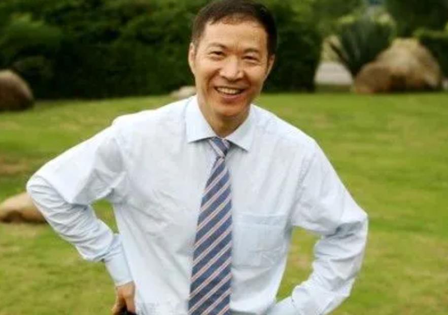 中国作协主席铁凝，50岁等来良缘：我宁可没有，也绝不凑合