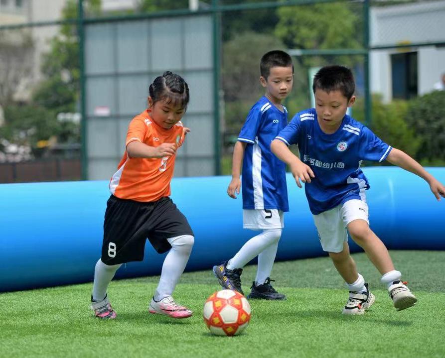 少儿足球新计划嘉年华主题活动,幼儿园足球嘉年华圆满结束