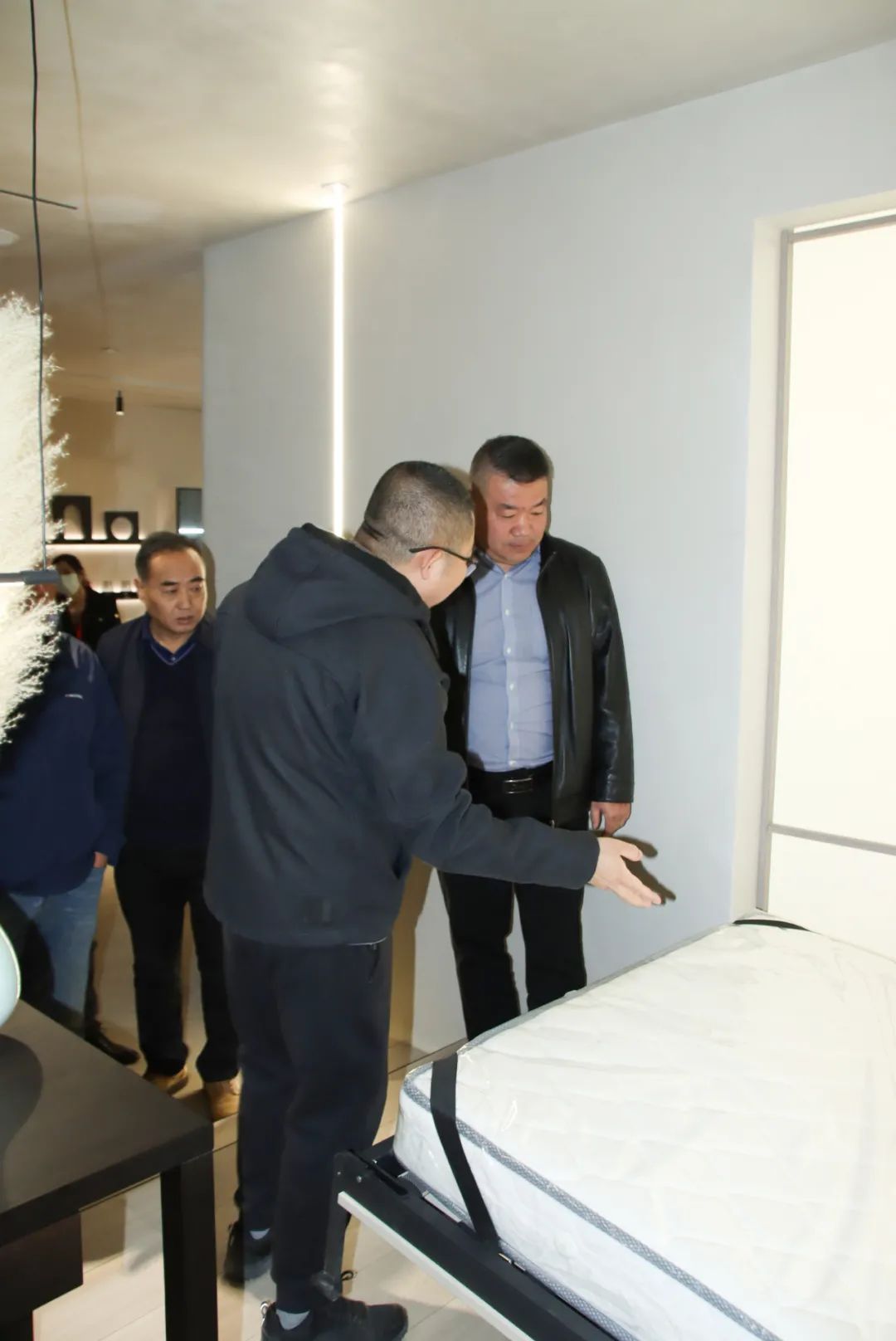 灞辫タ濂囩編姗辨煖,灞辫タ濂囩編鍘ㄦ煖绉戞妧鏈夐檺鍏徃