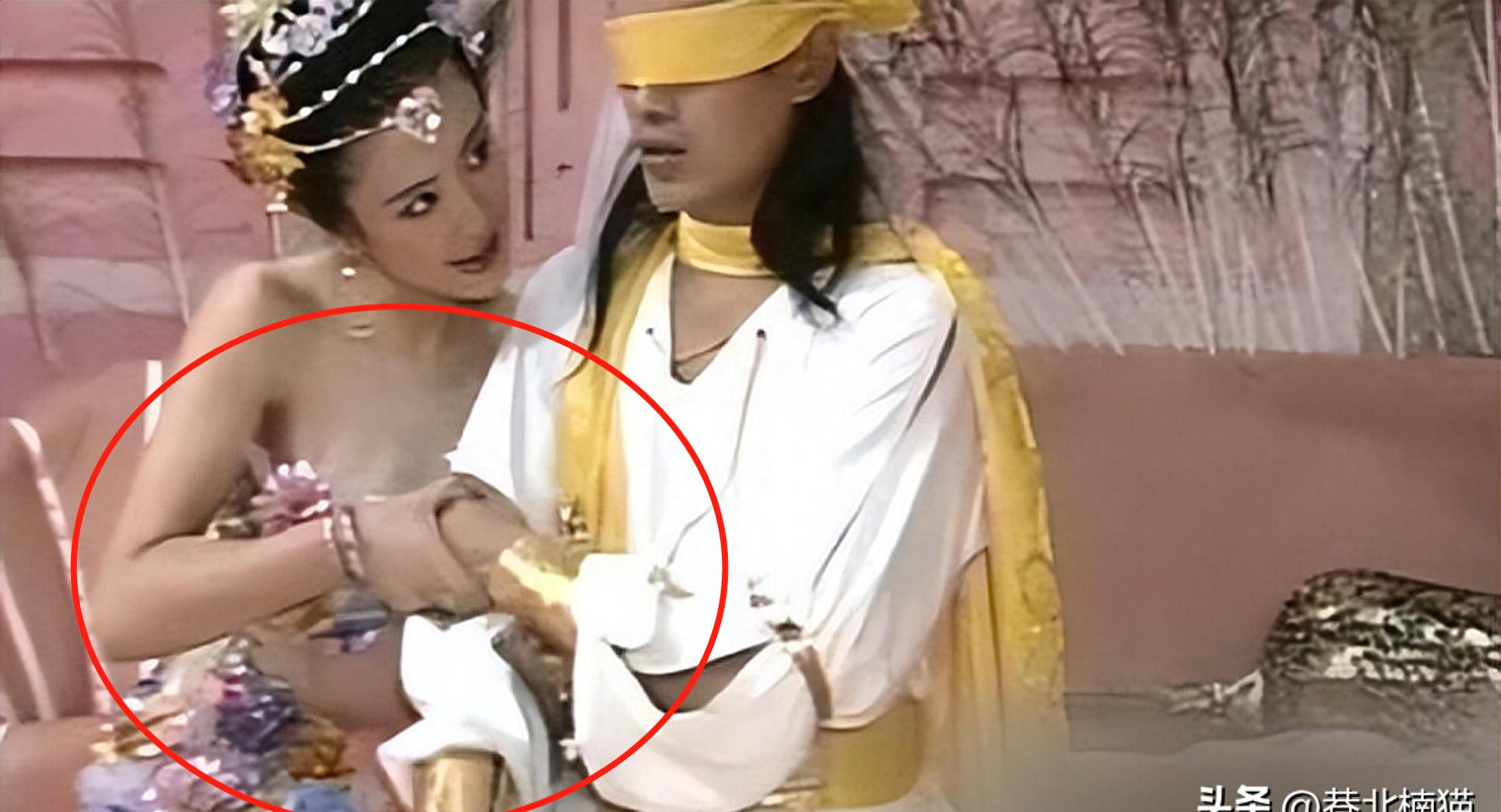 *绑捆**露大胸、台词乱来，这些“*辱侮**观众”的剧情，真把观众当傻子