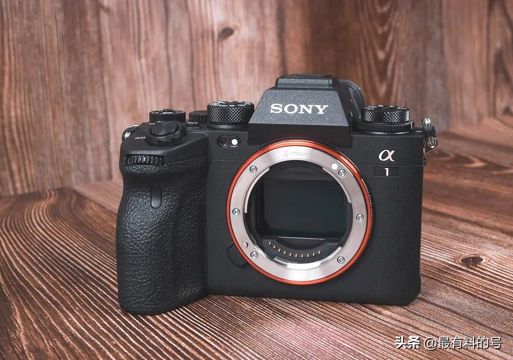索尼主打拍照的全画幅相机,松下富士尼康索尼微单
