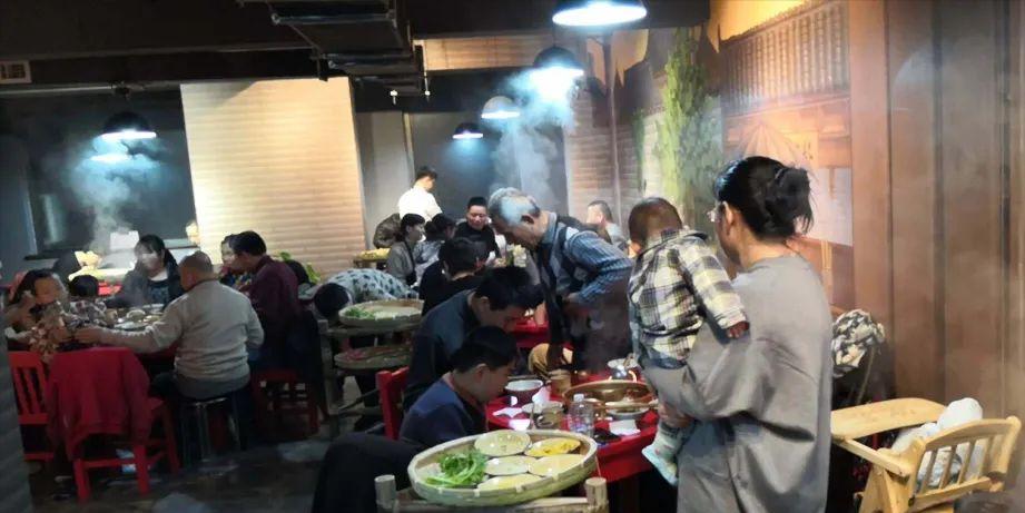 新婚夜,老公糟蹋了伴娘!我却成了局外人