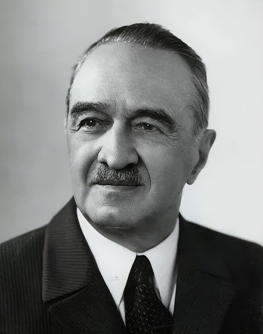 从民族独立到民族复兴,内蒙古自治区的30年民族变革